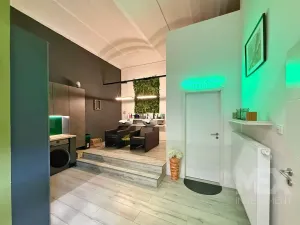 Prodej obchodního prostoru, Praha - Žižkov, Husitská, 89 m2