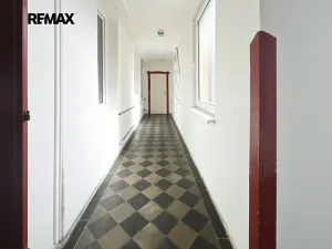 Prodej činžovního domu, Praha - Ďáblice, Kokořínská, 2120 m2