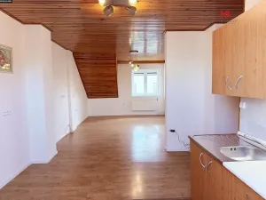 Pronájem bytu 4+1, Benešov, Hráského, 102 m2