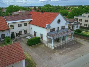 Prodej komerční nemovitosti, Klamoš, 865 m2