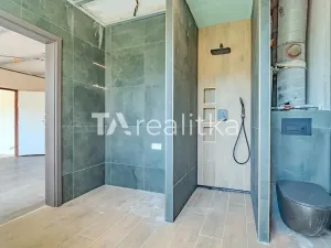 Prodej bytu 4+kk, Třinec, Sosnová, 77 m2