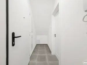 Prodej bytu 3+kk, Praha - Dolní Chabry, Kobyliská, 54 m2