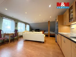 Prodej rodinného domu, Velké Žernoseky, 438 m2