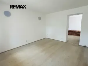 Pronájem rodinného domu, Milovice, 100 m2