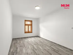 Pronájem bytu 3+1, Heřmanův Městec, náměstí Míru, 75 m2