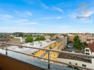 Prodej bytu 3+1, Kladno, nám. Edvarda Beneše, 52 m2
