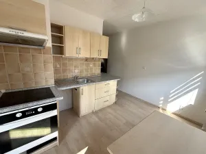 Pronájem bytu 2+1, Hrušovany u Brna, Sídliště, 58 m2