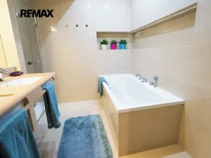 Prodej rodinného domu, Kyjov, třída Komenského, 290 m2