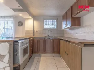 Prodej rodinného domu, Neratovice - Mlékojedy, Hlavní, 144 m2
