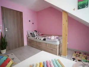 Prodej bytu 3+kk, Bělá pod Bezdězem, U Kina, 70 m2