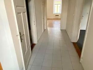 Pronájem bytu 4+1, Brno, Ptašínského, 100 m2