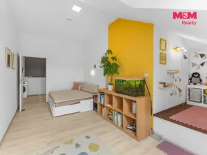 Prodej bytu 4+kk, Křížkový Újezdec - Čenětice, 158 m2