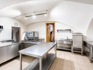 Prodej činžovního domu, Dobšice, Lahoferova, 218 m2