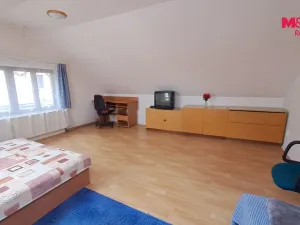 Pronájem rodinného domu, Bělá pod Bezdězem, Krupská, 104 m2