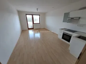 Pronájem bytu 1+kk, Praha - Hostivař, Athénská, 36 m2