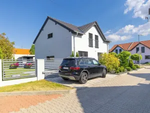 Prodej rodinného domu, Holasice, Čtvrtě, 136 m2