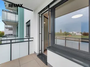 Pronájem bytu 2+kk, Praha - Strašnice, Strančická, 48 m2
