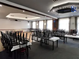 Pronájem restaurace, Stará Ves, 220 m2