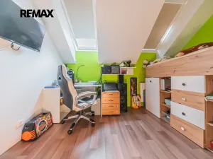 Prodej rodinného domu, Tuchlovice, U Školky, 130 m2