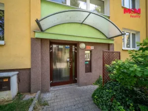 Prodej bytu 3+1, Plzeň - Lobzy, Rokycanská, 64 m2