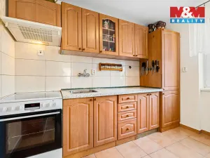 Prodej bytu 4+1, Bezno, Zahradní, 74 m2