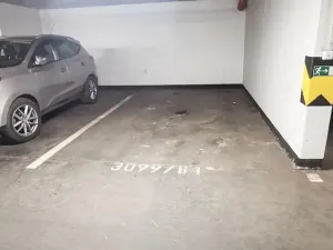 Pronájem bytu 2+kk, Praha - Vysočany, Pod Harfou, 57 m2