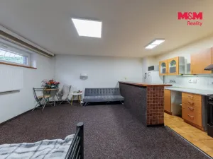 Prodej rodinného domu, Karlovy Vary - Dvory, V Lučinách, 330 m2