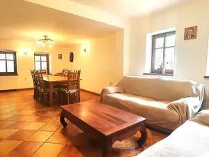 Prodej apartmánu, Šumvald, 350 m2