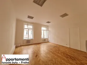 Pronájem kanceláře, Praha - Josefov, Kaprova, 27 m2