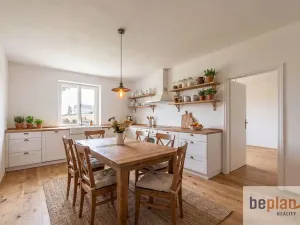 Prodej rodinného domu, Štoky, 270 m2