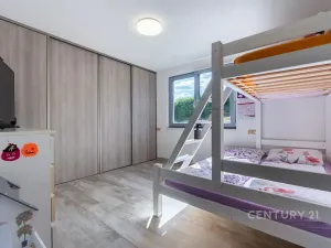 Pronájem rodinného domu, Lužice, 104 m2