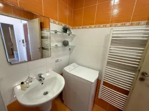 Pronájem bytu 2+1, Hrušovany u Brna, Sídliště, 58 m2