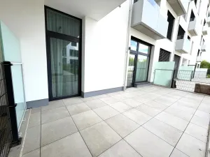 Pronájem kanceláře, Brno - Černá Pole, třída Generála Píky, 84 m2