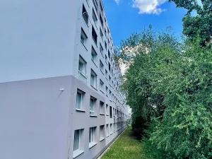 Pronájem bytu 2+kk, Praha - Nusle, Pujmanové, 40 m2