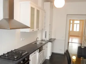 Pronájem bytu 2+1, Praha - Nusle, náměstí Bratří Synků, 77 m2