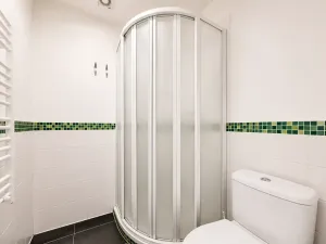 Pronájem bytu 1+kk, Praha - Holešovice, Na Maninách, 30 m2