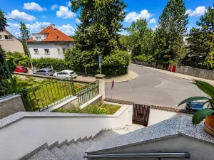 Pronájem kanceláře, Praha - Braník, U háje, 380 m2