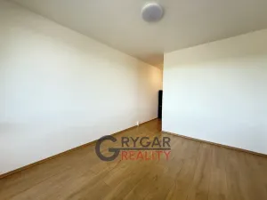 Pronájem bytu 2+kk, Praha - Prosek, Prosecká, 41 m2