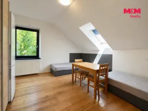 Pronájem činžovního domu, Bradlec, K Oboře, 280 m2