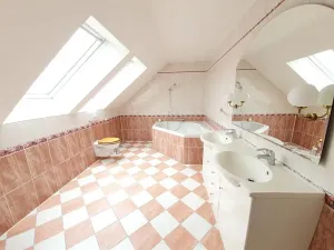 Pronájem rodinného domu, Praha - Řepy, 300 m2