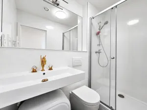 Pronájem bytu 1+kk, Praha, Poděbradská, 27 m2