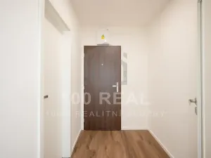 Pronájem bytu 1+kk, Pardubice, třída Míru, 32 m2