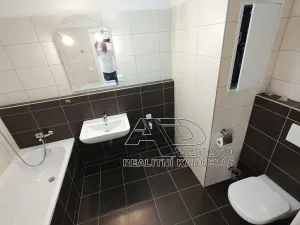 Pronájem bytu 2+kk, České Budějovice, Husova tř., 47 m2