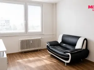 Pronájem bytu 2+kk, Pardubice - Polabiny, Valčíkova, 31 m2