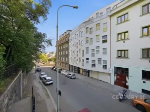 Prodej kanceláře, Praha - Smíchov, Na Zatlance, 232 m2