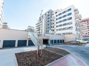 Pronájem bytu 1+kk, Praha - Hlubočepy, Fabiánové, 31 m2