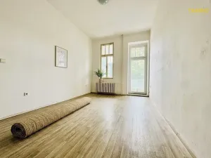 Pronájem bytu 2+1, Pardubice, náměstí Čs. legií, 70 m2
