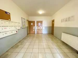 Prodej bytu 1+kk, Odolena Voda, Pod Tvrzí, 36 m2