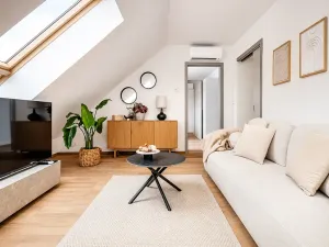 Prodej ubytování, Praha - Smíchov, Bieblova, 57 m2