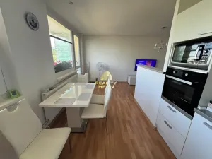 Prodej bytu 4+1, Teplice, Doubravická, 87 m2